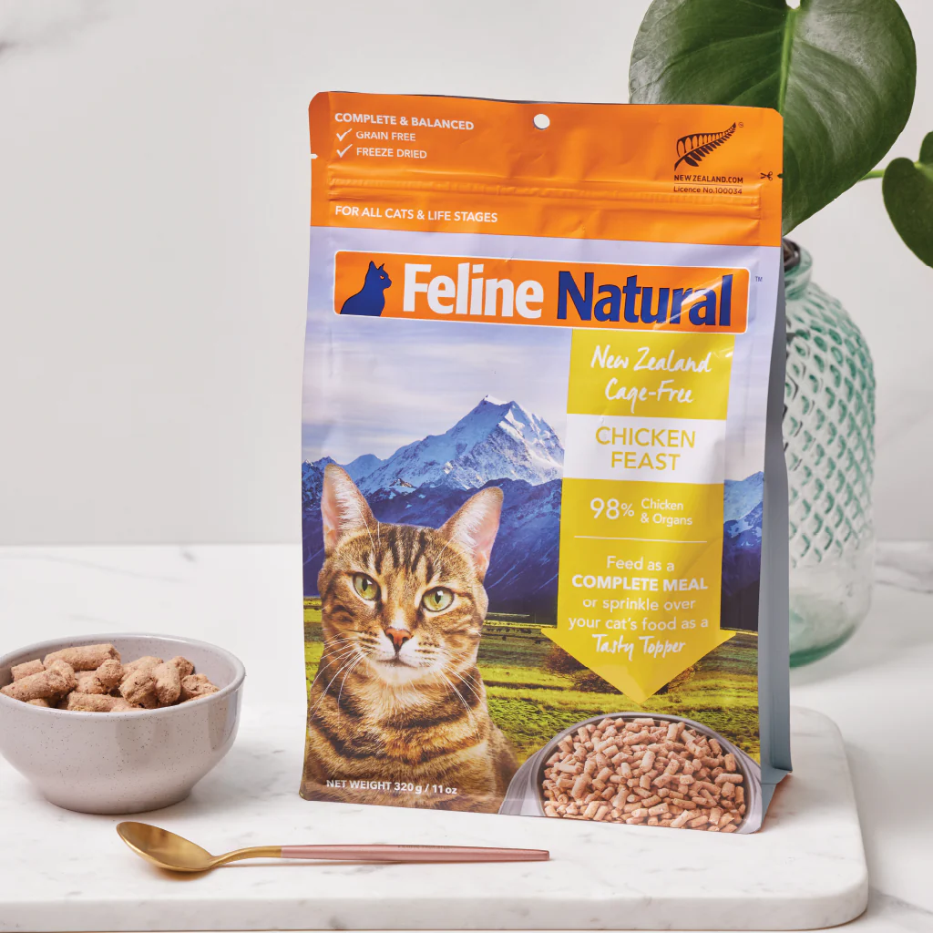 feline-natural-freeze-dried-cat-food-chicken-feast-320g